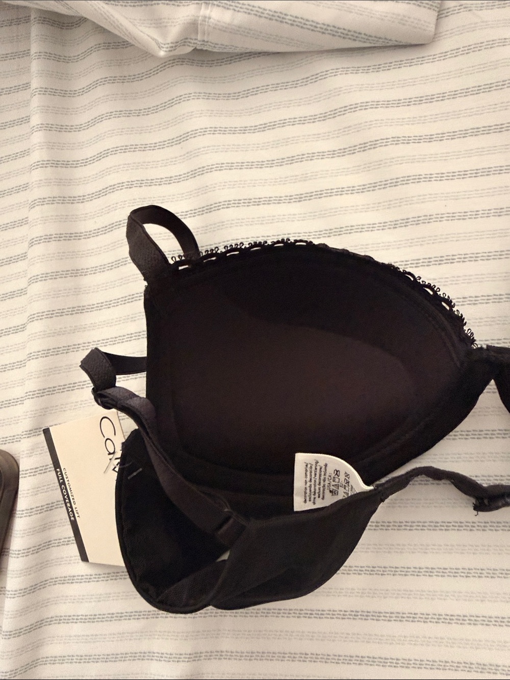 Calvin Klein Black Lace-Trim Push-Up Bra - Picture 6 of 7